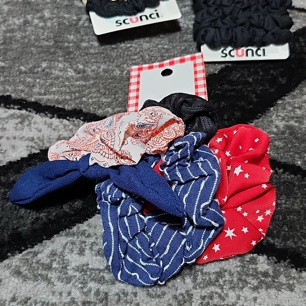 HAIR-TIES ACCESSORIES BUNDLE MINI SCUNCIS- BANDETTE COMB CLIP- PATRIOTIC SCUNCIS
